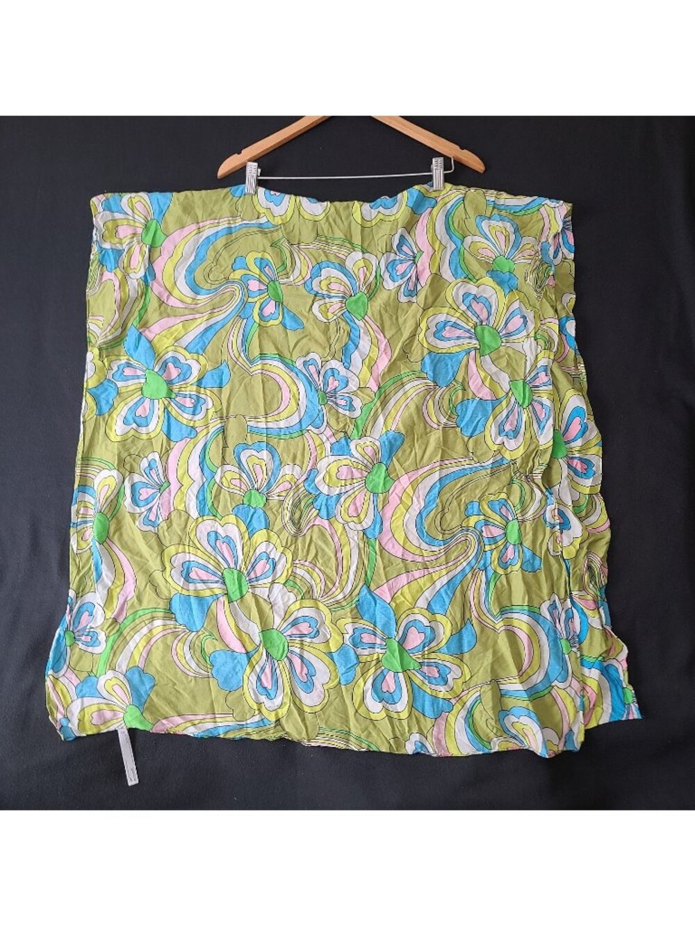 Urban Outfitters Retro Floral Print Scarf Sarong 68" x 34" Green Blue Pink NWOT
